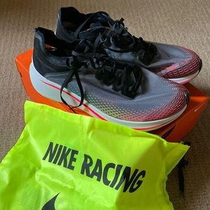 New! Nike Zoom Fly SP Fast Men’s 11.5